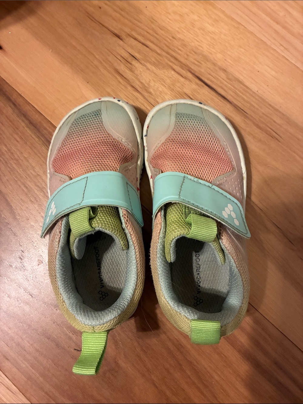 Vivobarefoot kids Velcro Sneakers 25/8.5